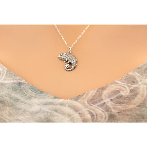 Sterling Silver Chameleon Charm Necklace, Silver Chameleon Pendant Necklace - Picture 3 of 4